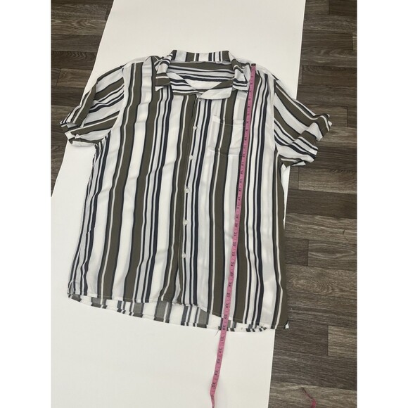 Vintage Re-mastered Men’s Shirt Size L Button Down Short Sleeve Collared - Picture 8 of 8